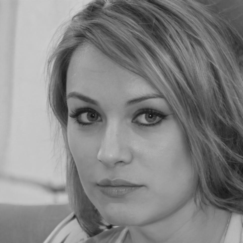 Iris Novak portrait