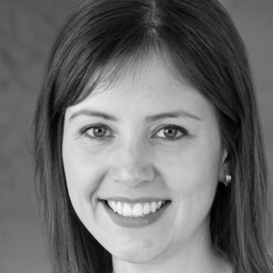 Instructor Linh Nguyen conducting interactive financial workshop